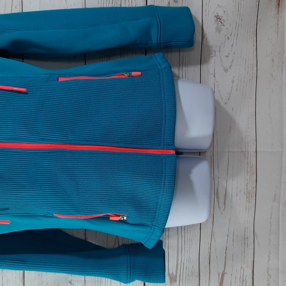 Swiss Tech Jacket - Picture 3 of 8